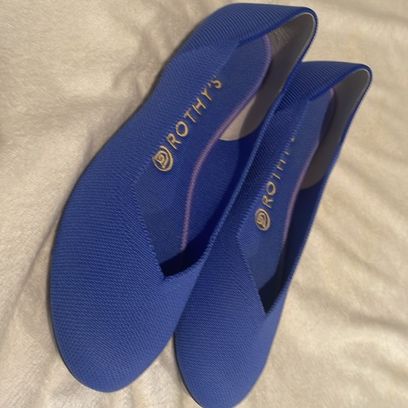 Size 8.5 Rothy’s flats - Picture 3 of 5